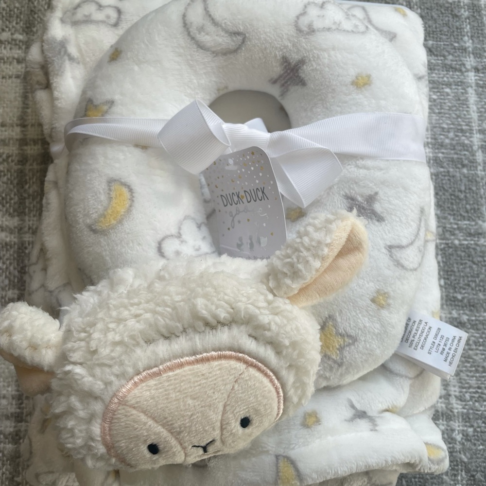 Duck Duck Goose Baby Blanket & Travel Neck Pillow NWT - Picture 5 of 5